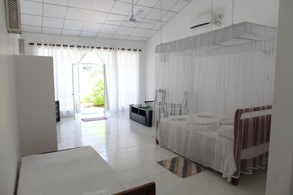 Chitra Ayurveda Hotel Bentota Kamer foto